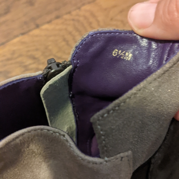 Purply grey suede ankle booties 6.5 - Picture 5 of 7